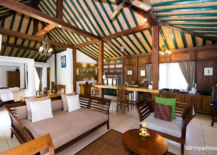 Berawa Hotel 4*