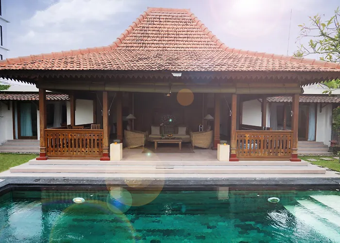 Hotel Berawa 4*